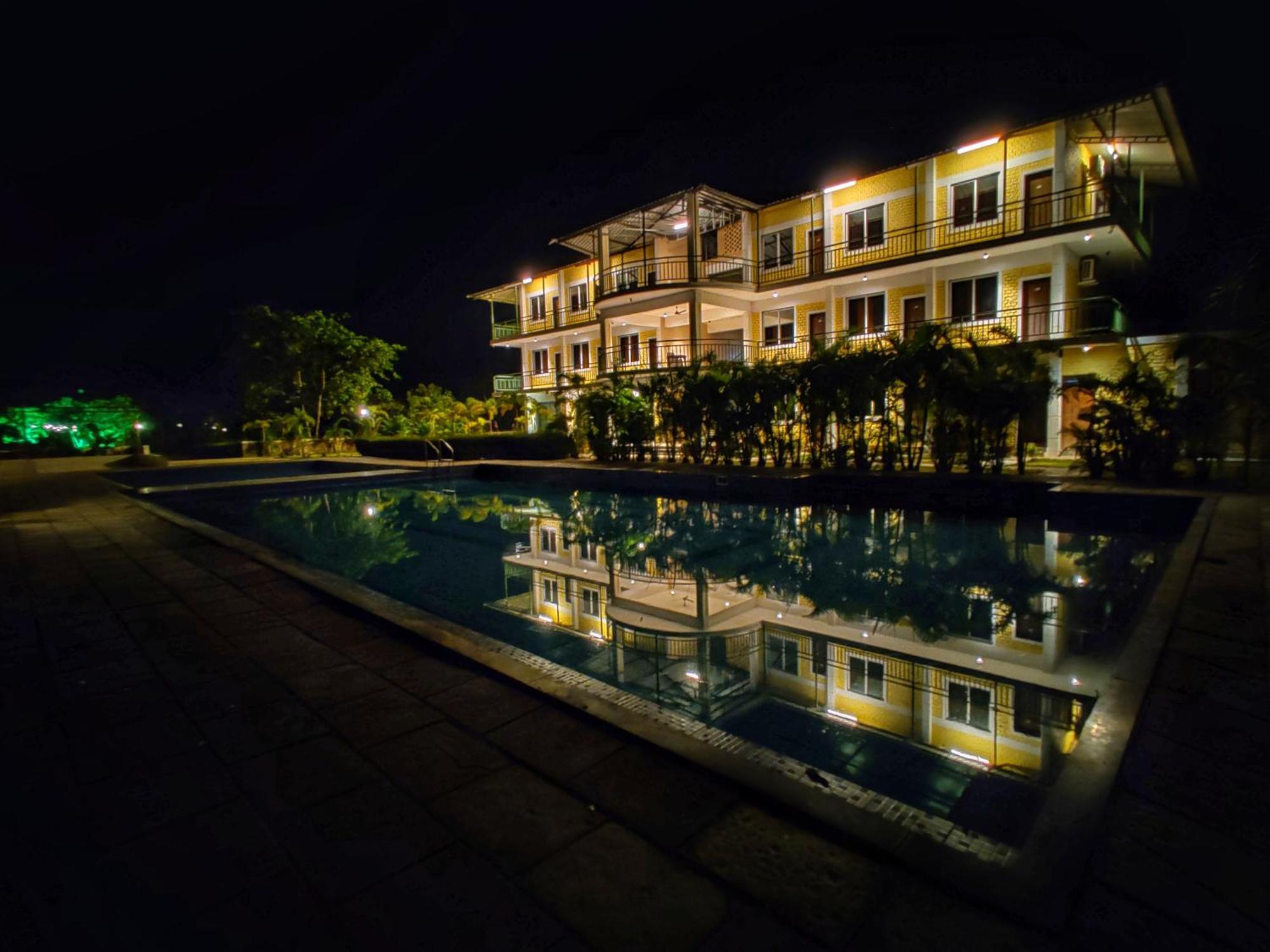 The Kanila Resort คาร์จัต ภายนอก รูปภาพ